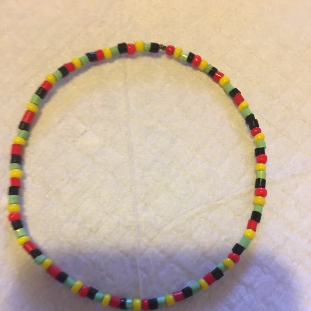 Multicolored beaded bracelet